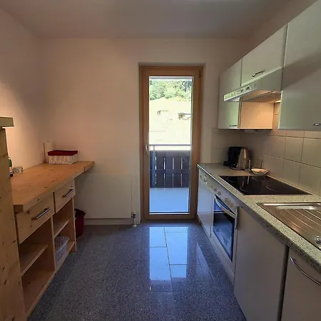 Haus Breeburg 公寓 *